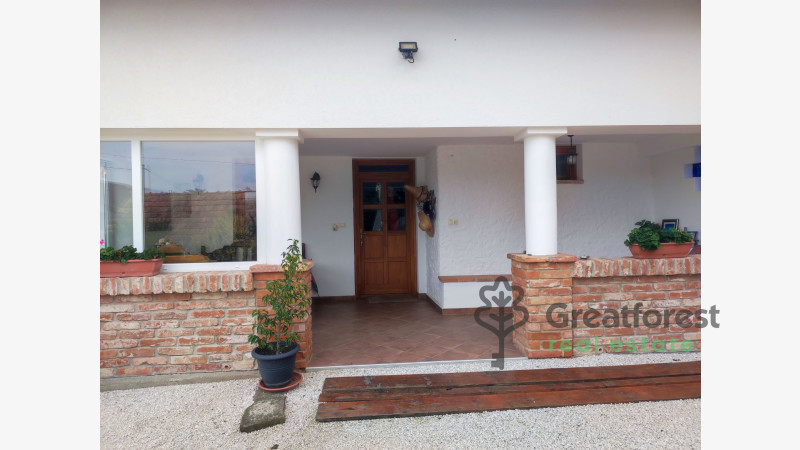 Borgáta, family house  