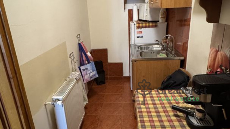 Debrecen, City Center, commercial premises not in shopping center  