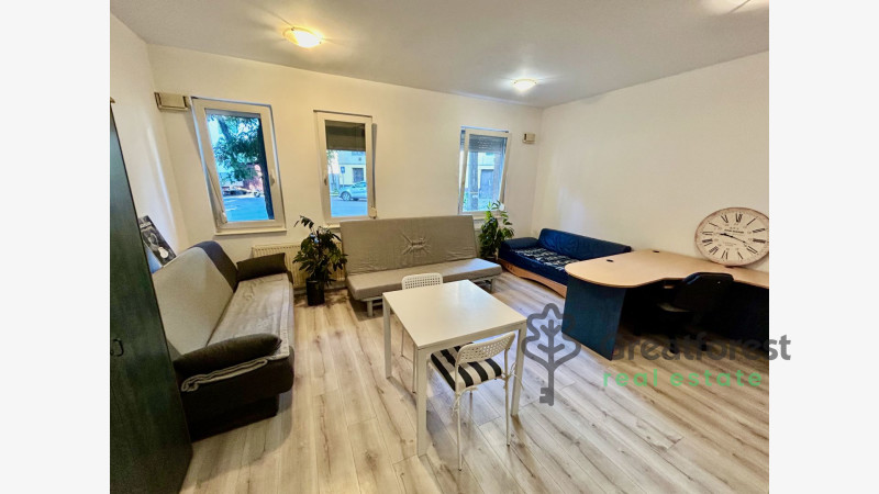 Debrecen, City Center, flat  