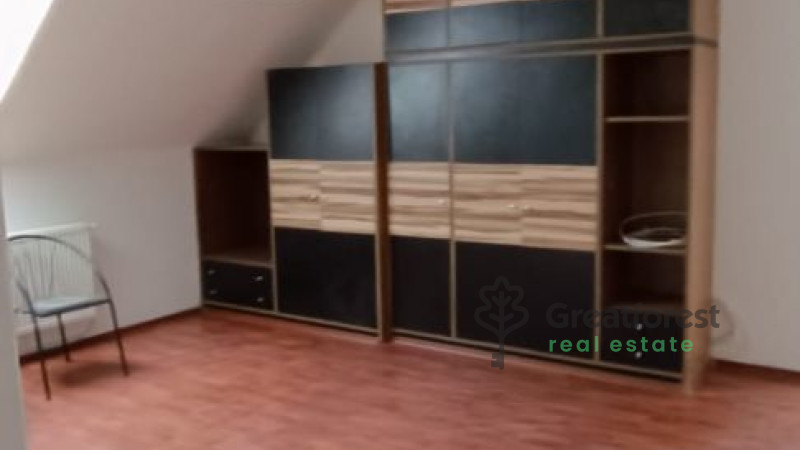 Debrecen, City South-East, family house  