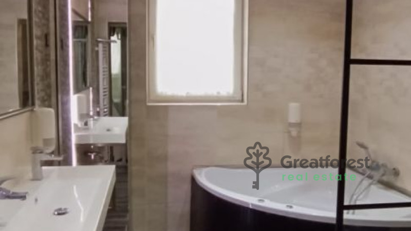 Debrecen, City South-East, family house  