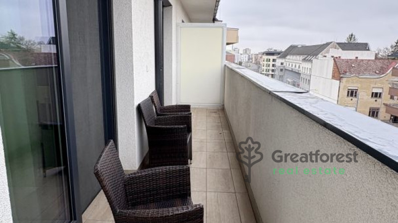 Debrecen, City Center, flat  