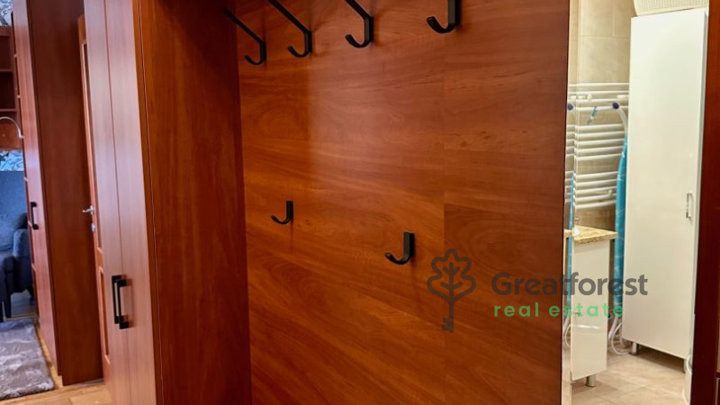 Debrecen, Bem Square, flat  