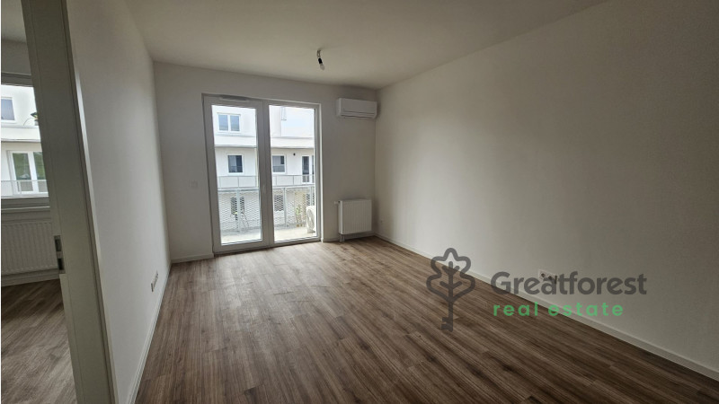 Debrecen, City South, block of flats  