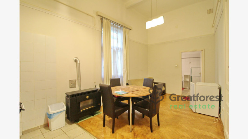 Debrecen, City Center, flat  