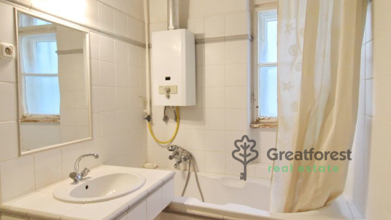 Debrecen, City Center, flat  