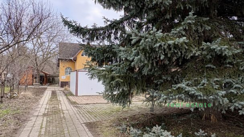 Debrecen, City North, family house  