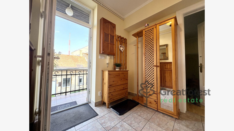 Debrecen, City Center, flat  