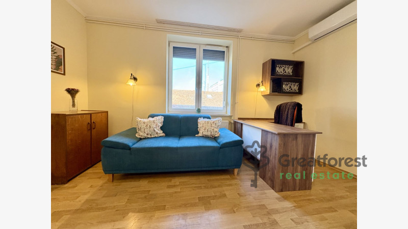 Debrecen, City Center, flat  