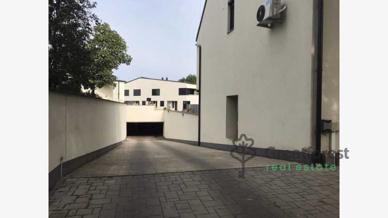 Debrecen, Kenézy Hospital Area, flat  