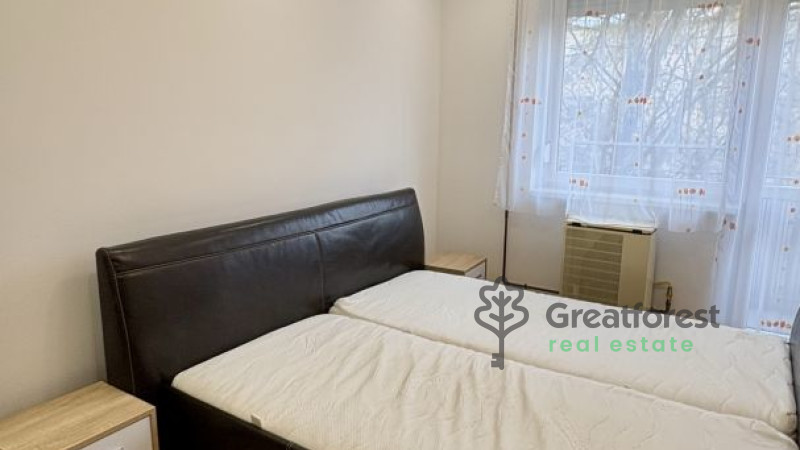 Debrecen, Close To Plaza, flat  