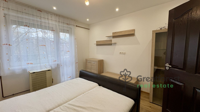 Debrecen, Close To Plaza, flat  