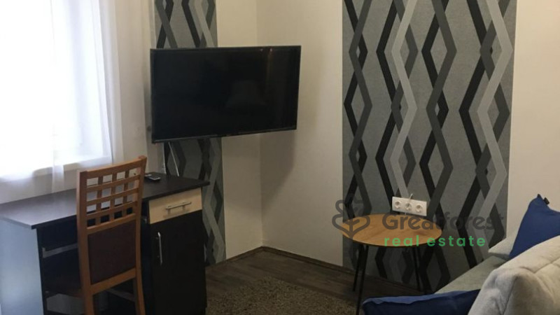 Debrecen, Close To Plaza, flat  