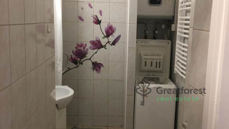 Debrecen, Close To Plaza, flat  