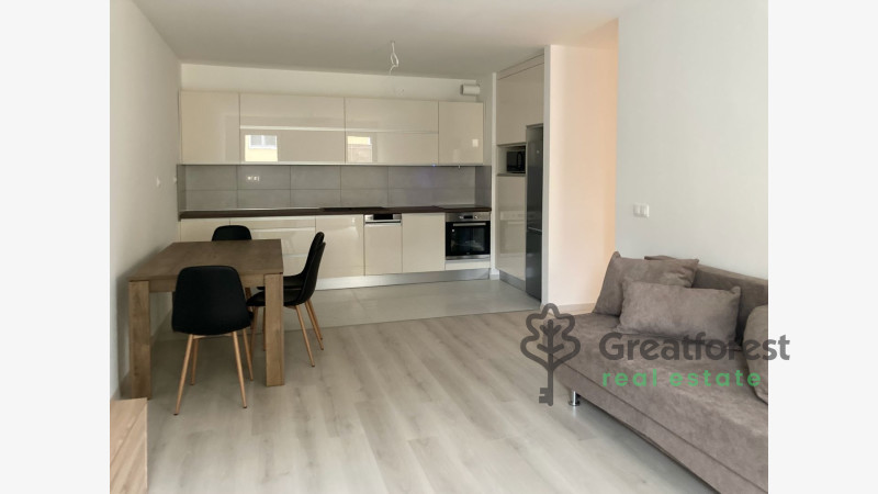 Debrecen, Ispotály, flat  