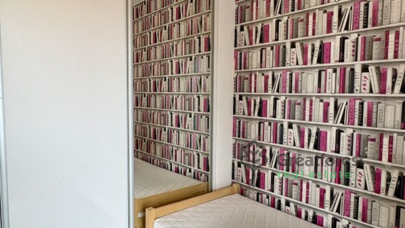 Debrecen, Close To Plaza, flat  