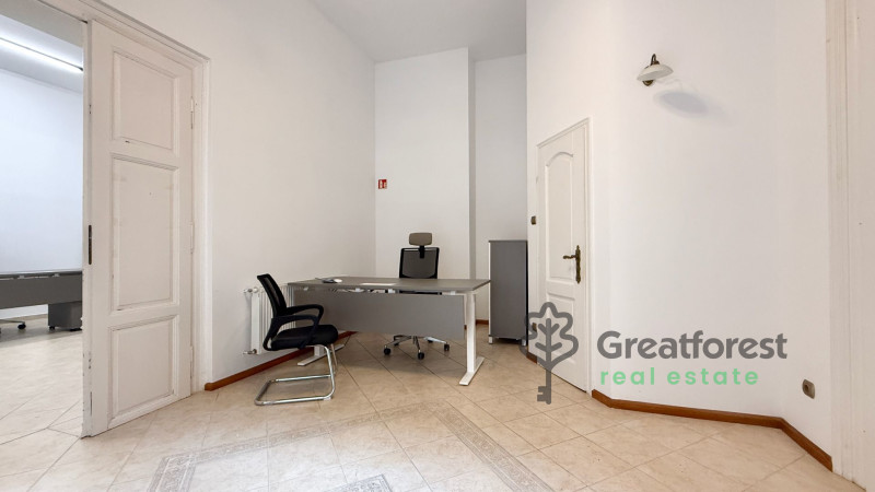 Debrecen, City Center, office not in office building  