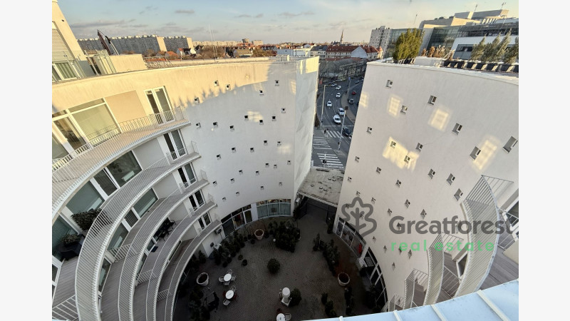 Debrecen, City Center, flat  