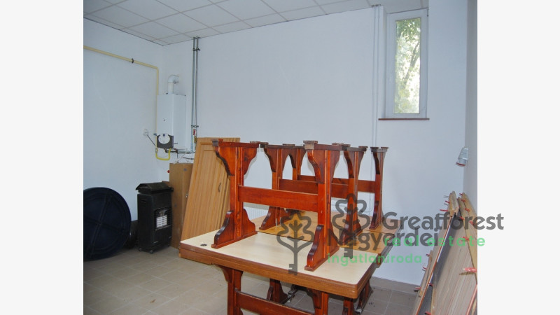 Debrecen, Kassai Campus Area, commercial premises not in shopping center  