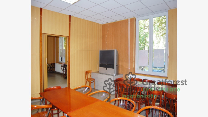Debrecen, Kassai Campus Area, commercial premises not in shopping center  