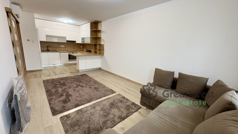 Debrecen, Close To Plaza, flat  