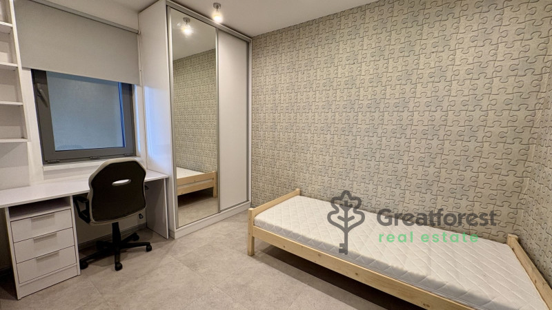 Debrecen, Close To Plaza, flat  