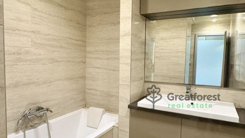 Debrecen, Close To Plaza, flat  