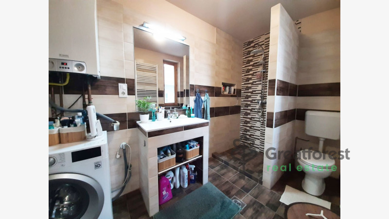 Debrecen, City South-East, family house  