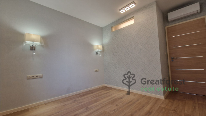 Debrecen, City Center, flat  