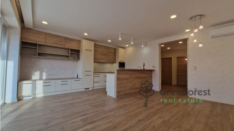 Debrecen, City Center, flat  