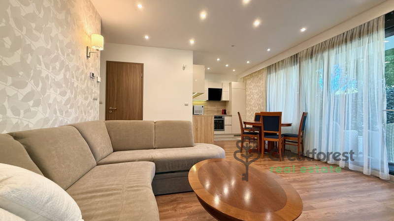 Debrecen, Bem Square, flat  