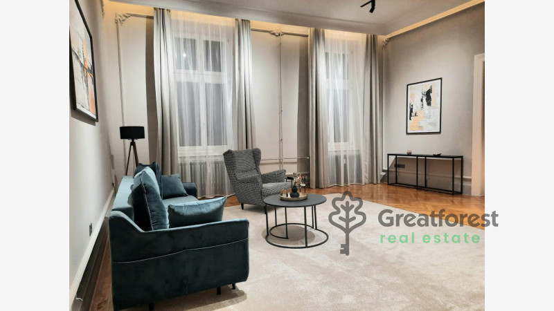 Debrecen, City Center, flat  