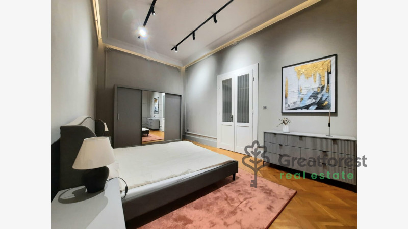 Debrecen, City Center, flat  