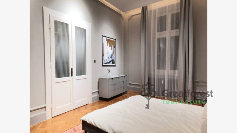 Debrecen, City Center, flat  