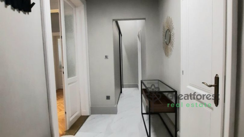 Debrecen, City Center, flat  
