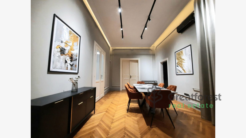 Debrecen, City Center, flat  