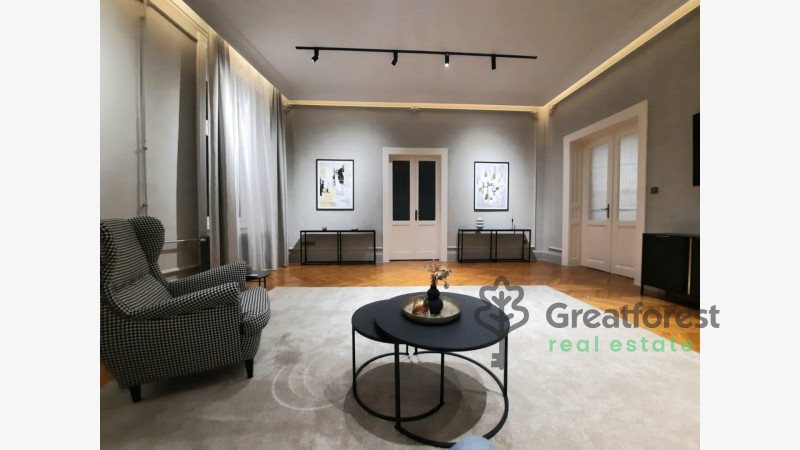 Debrecen, City Center, flat  