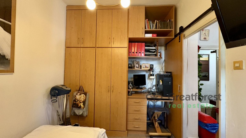 Debrecen, Close To Plaza, flat  