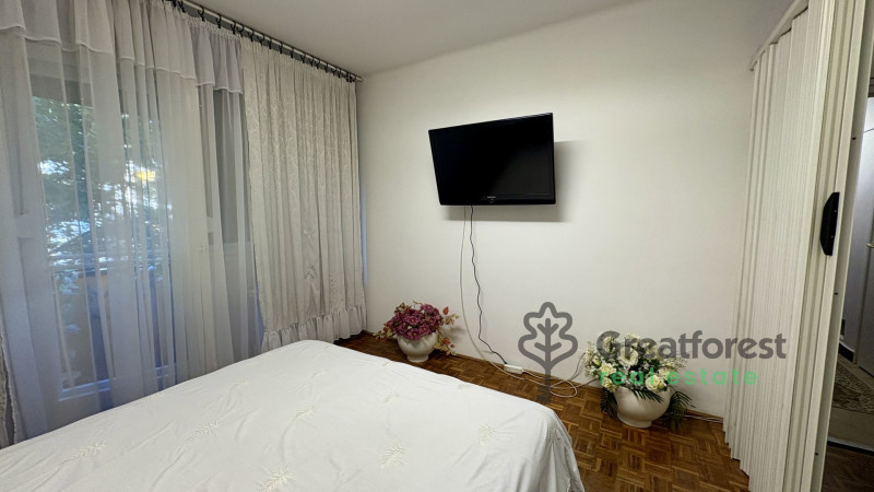 Debrecen, Close To Plaza, flat  
