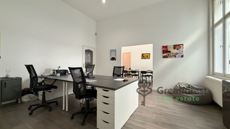 Debrecen, City Center, office not in office building  