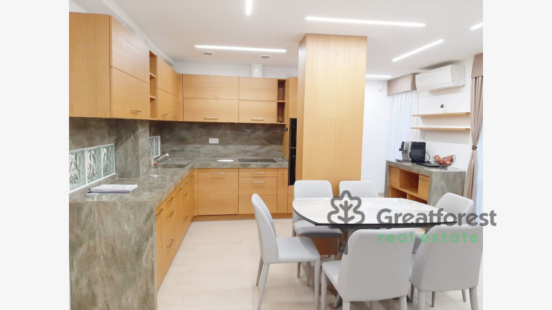 Debrecen, City Center, flat  