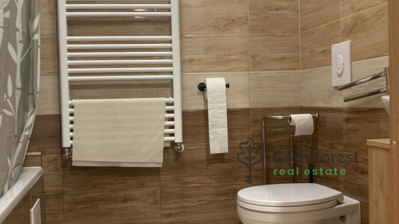 Debrecen, Close To Plaza, flat  