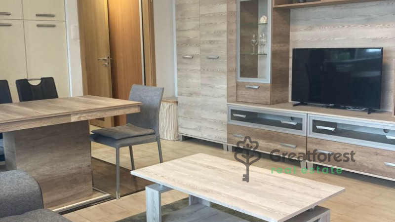 Debrecen, Close To Plaza, flat  