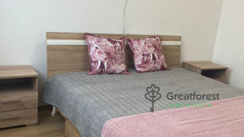 Debrecen, Close To Plaza, flat  