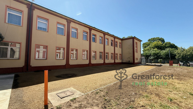 Debrecen, office not in office building  
