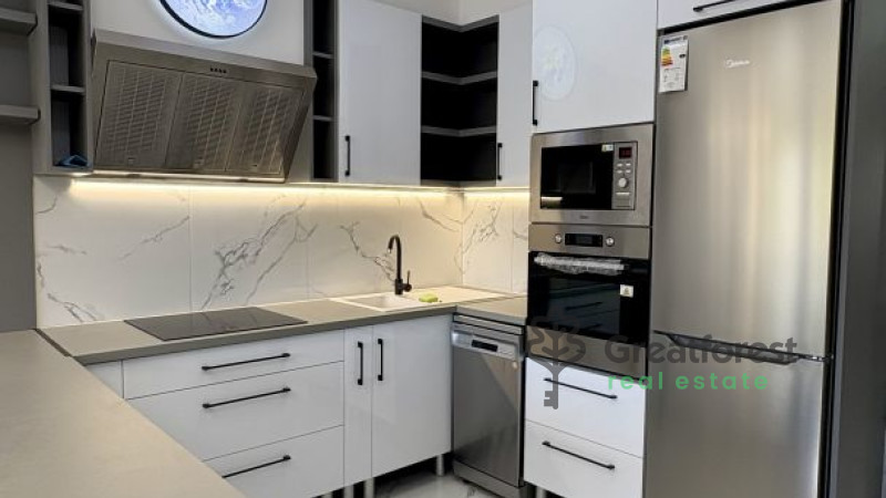 Debrecen, City Center, flat  