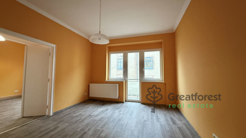 Debrecen, City Center, flat  