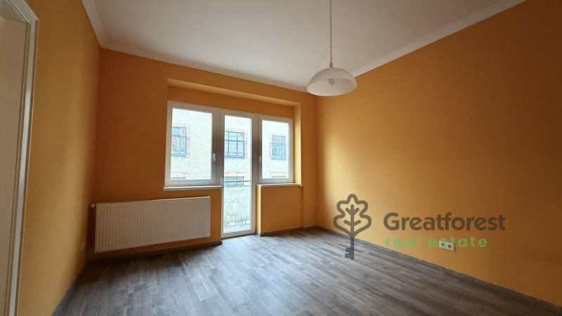 Debrecen, City Center, flat  