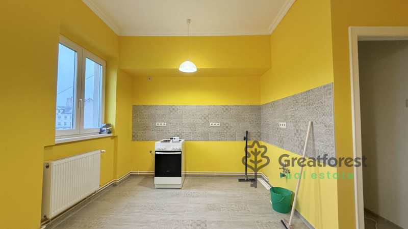 Debrecen, City Center, flat  