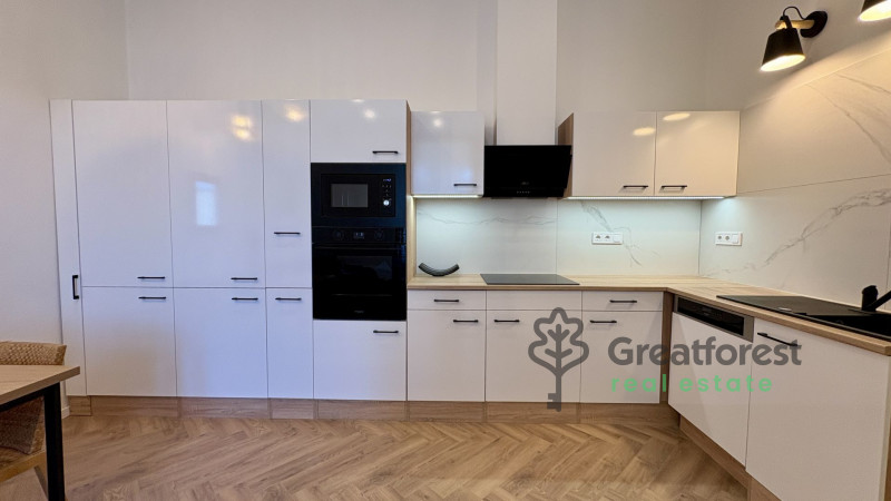 Debrecen, City Center, flat  